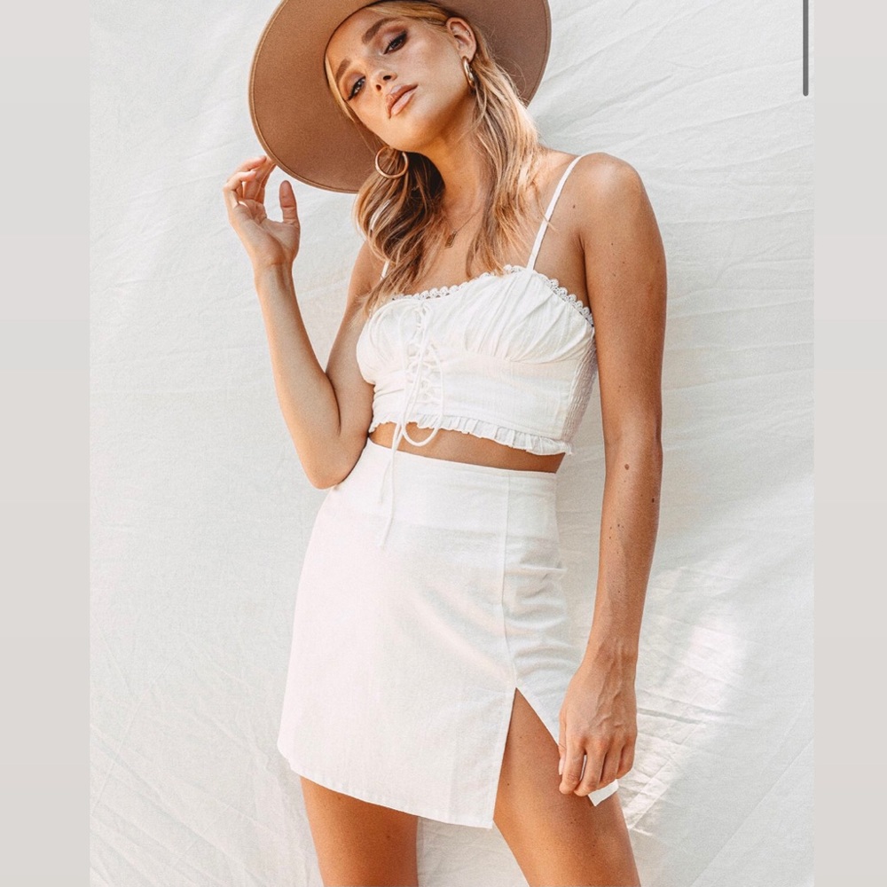 Motel Sheny Mini Skirt in Ivory